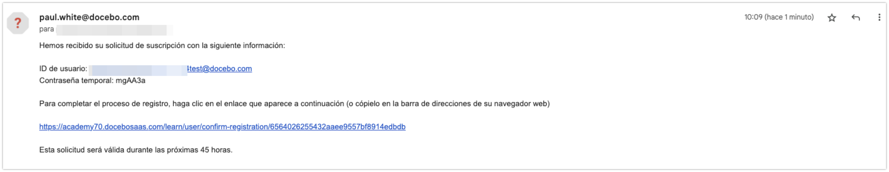 Correo electrónico con enlace de confirmación y contraseña temporal