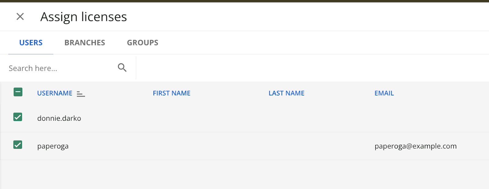 The Assign licenses sliding panel.